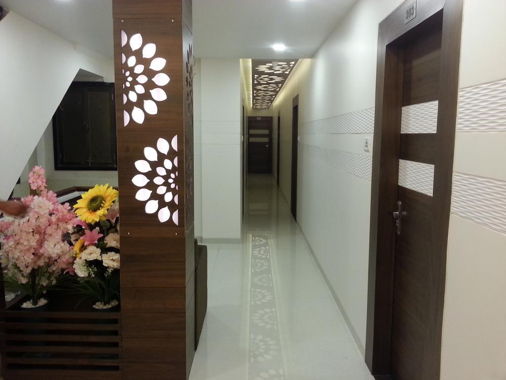 מומביי Hotel Oasis מראה חיצוני תמונה